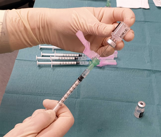 Av 32 länder placerar sig finländarna på 10:e plats i fråga om de kommer att låta vaccinera sig eller troligen kommer att vaccinera sig med coronavaccinet.