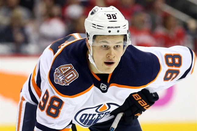 Jesse Puljujärvi tycks ha återfunnit spelglädjen under sejouren i FM-ligan. Etablerar han sig i NHL under sin fjärde säsong i Nordamerika?