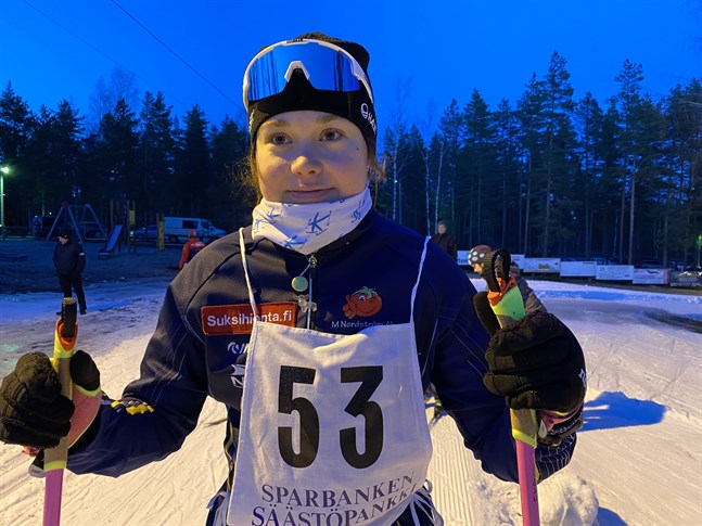 Felicia Krook gjorde ett topplopp då skidsäsongen inleddes i Seinäjoki på lördagen.