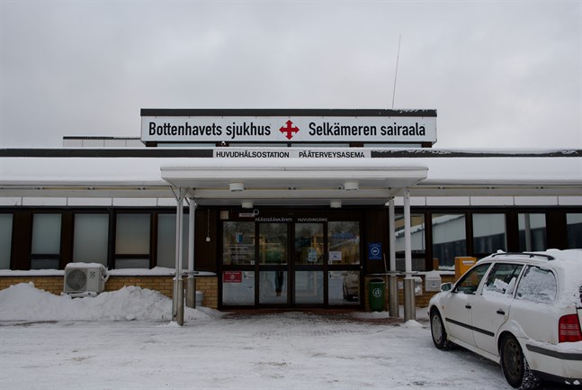 Bottenhavets hälsa har sedan årsskiftet ansvar för läkarmottagningen, tandvården, rehabiliteringsavdelningen, rådgivningen och fysioterapin i Kristinestad.