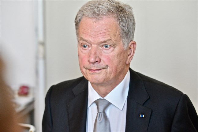 Presidenterna diskuterade fängslandet av den ryska oppositionspolitikern Aleksej Navalnyj och hur det påverkar relationen mellan de europeiska länderna och Ryssland.