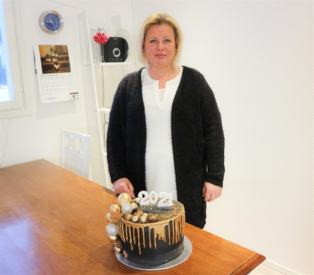 Inför nyår och andra högtider får Susanne Fredman ofta specialbeställningar.