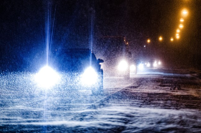 Under helgen råder varning för dåligt väglag i Österbotten. Rikliga snömängder väntas.