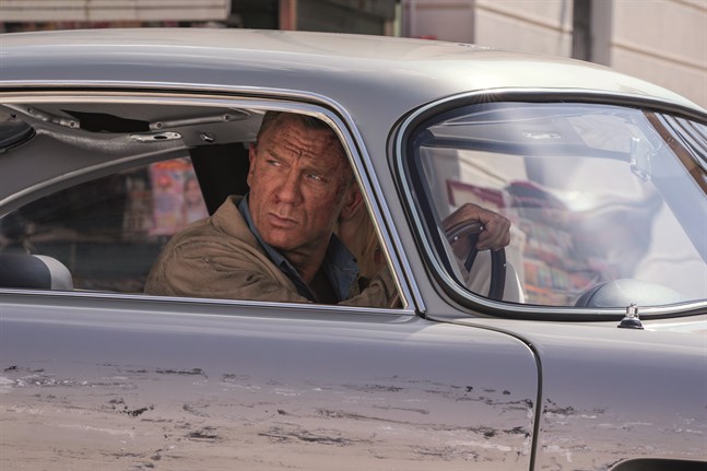James Bond har lagt i handbromsen. Arkivbild.