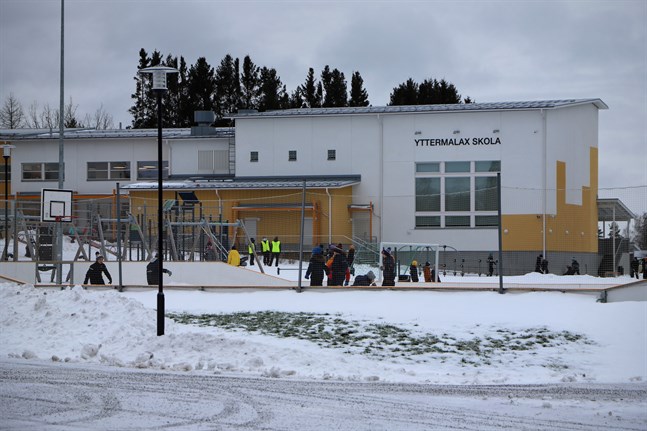 En grupp i Yttermalax skola sattes i karantän direkt vid terminstarten.