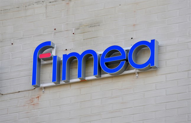 Säkerhets- och utvecklingscentret för läkemedelsområdet Fimea har fram till i måndags underrättats om tre dödsfall som inträffat en kort tid efter att personerna fått coronavirusvaccinet.
