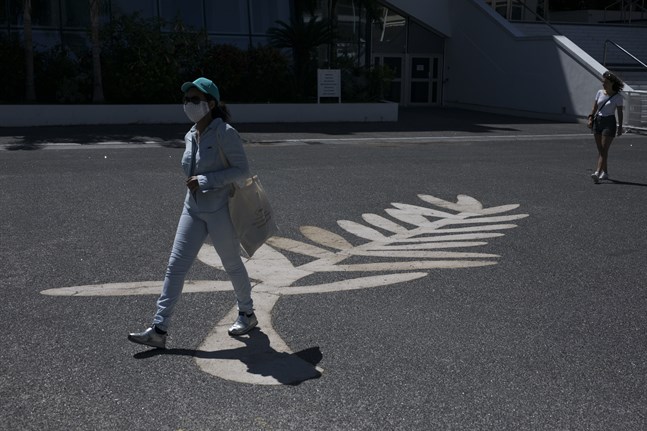 I fjol blev den franska staden Cannes utan sin prestigefyllda filmfestival. I år senareläggs invigningsdatumet till juli. Arkivbild.