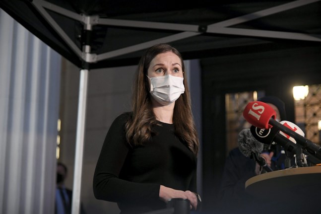 Statsminister Sanna Marin är oroad över de muterade virusvarianternas spridning.