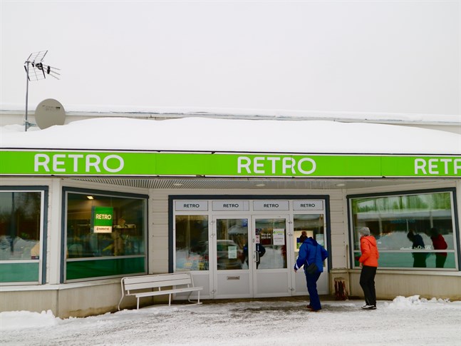 Dörrarna är alltjämt öppna vid Retro i Jakobstad.