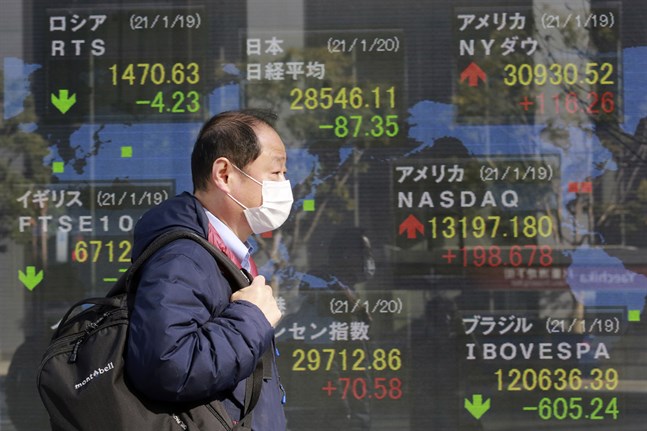 Tokyobörsen faller, liksom flera andra börser i Asien. Arkivbild.
