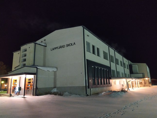 En klass i Lappfjärds skola har satts i karantän och får distansundervisning från måndag till fredag.