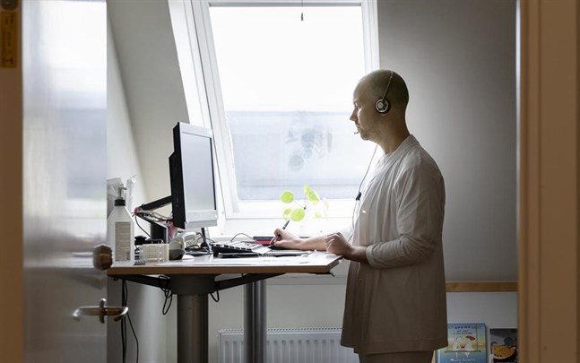 Smittspåraren Per Samuelsson vid ungdomsmottagningen i Lund.