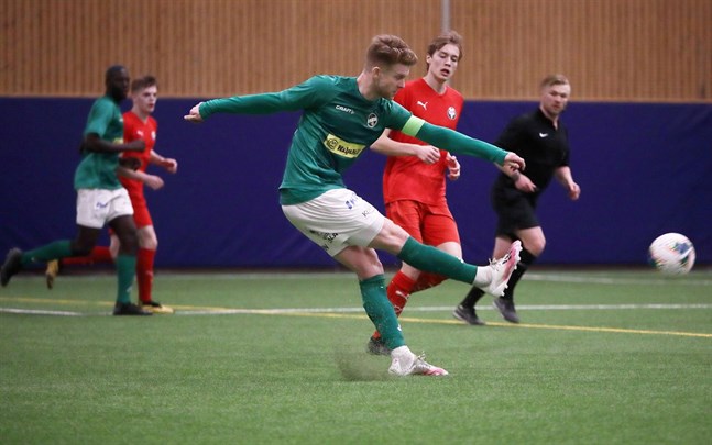 Kyle Curinga, här mot Jaro, gjorde KPV:s enda mål mot RoPS.