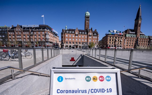 Om det danska samhället ska öppnas är det ett krav att testningen för covid-19 skalas upp, meddelar den danska regeringen som har köpt in tio miljoner snabbtester.
