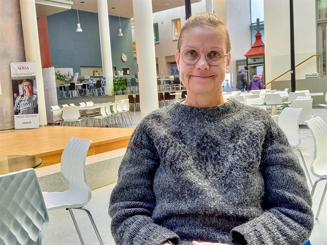 Lisen Sundqvist säger att det behövs olika åsikter och olika slags kunnande bland kommunalpolitikerna.