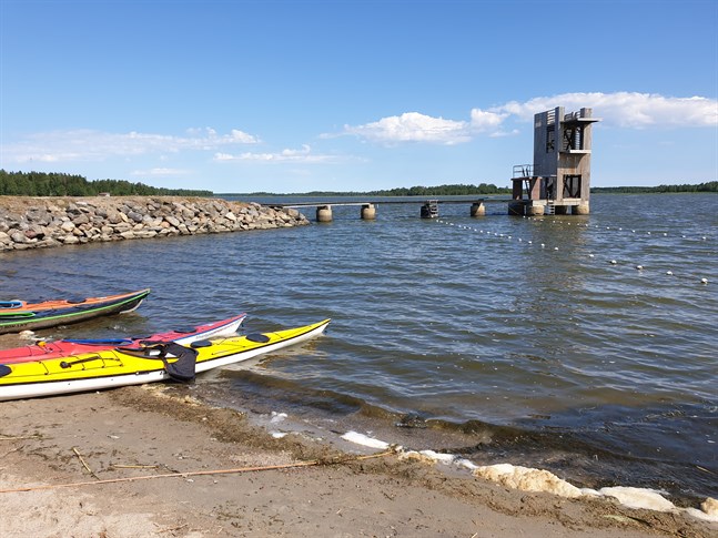 Korsnäs kommun har beviljat 5 000 euro för nya lekredskap till badstranden i Molpe.