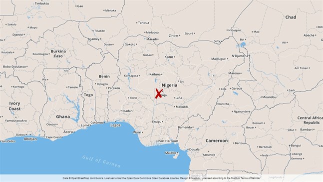 Ett militärflygplan har kraschat utanför Nigerias huvudstad Abuja. Sju människor omkom i olyckan.