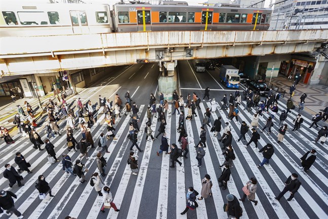 Få japaner vill gifta sig. Arkivbild.