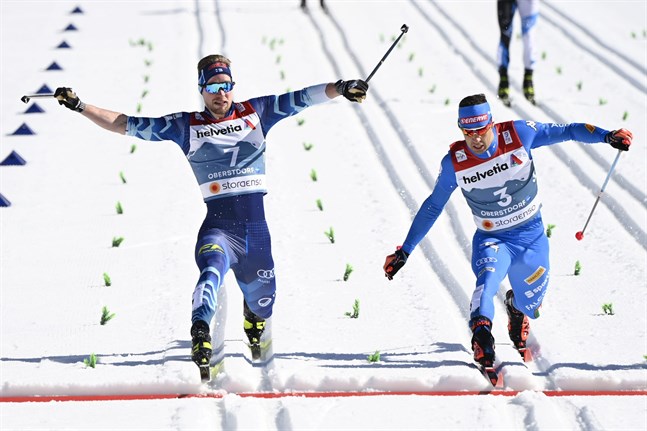 Det var inte många centimetrar som skilde Joni Mäki från Federico Pellegrino i kvartsfinalen. Men det var italienaren som var före över mållinjen och som fick fortsätta sprintäventyret i semifinal.