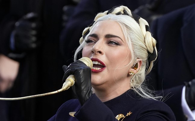 Lady Gaga vid Joe Bidens presidentinstallation.