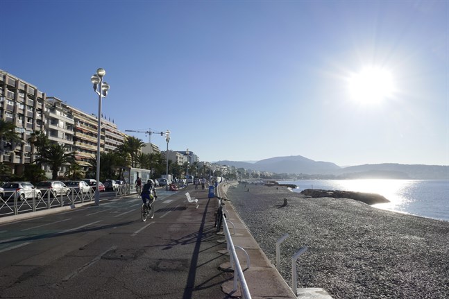 Strandpromenaden Promenade des Anglais i Nice. Arkivbild.