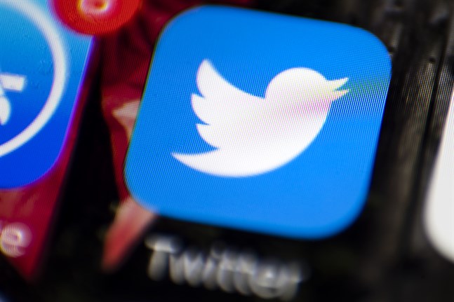 För många vilseledande coronainlägg ska leda till permanent avstängning från Twitter.