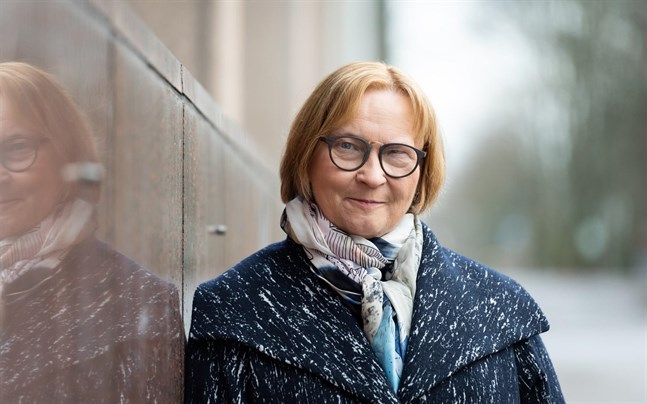 En utvidgad och förenklad rätt att arbeta skulle göra det lättare att anställa asylsökande, anser diskrimineringsombudsman Kristina Stenman.