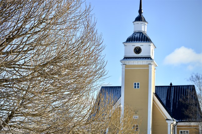 Nykarlebyborna tillfrågades om deras tankar kring det tre veckor långa undantagstillståndet.