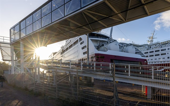 Färjetrafiken är avgörande för Ålands ekonomi. Bild tagen i november i Mariehamn.