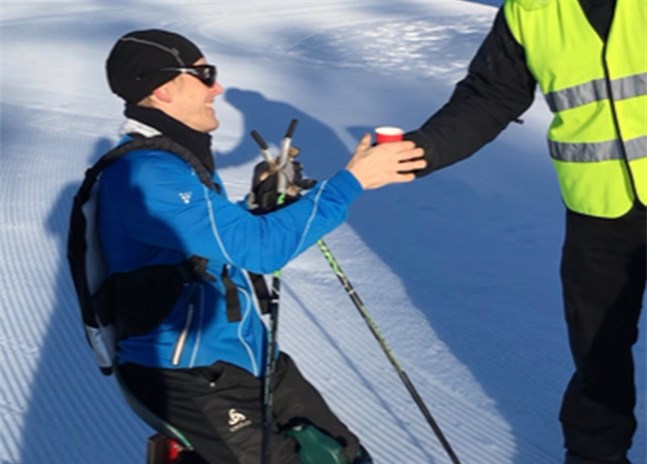 Leif Kronqvist från Nykarleby stakade sig genom Vasaloppet på under 9 timmar.