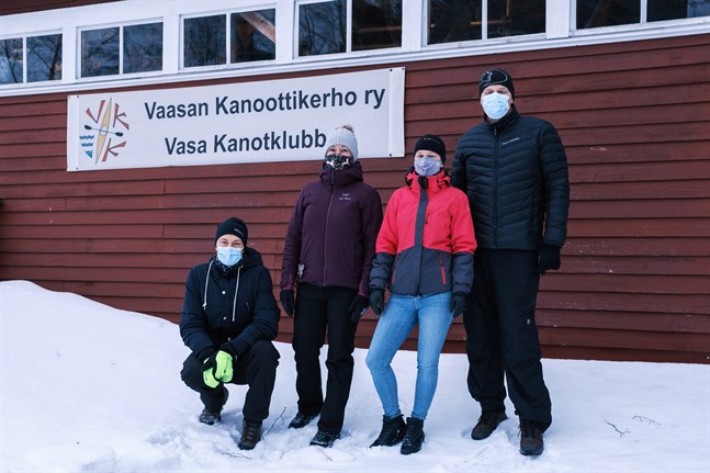 Tomas Jansson, Hanna Wilamo, Tina Hellman och Rauno Alanen är medlemmar i Vasa kanotklubb.