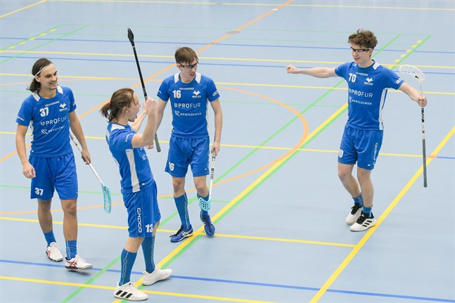 Jhonny Fredriksson profilerade sig som poängmakare för Blue Fox.