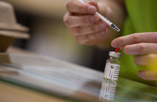 När vaccineringen mot covid-19 kommit i gång hoppas EU-kommissionen också få igång resandet igen – med hjälp av "gröna certifikat". Arkivbild.