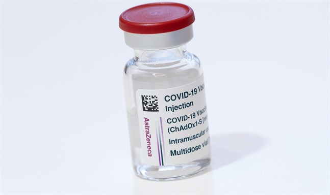 Covid-19 vaccin från vaccintillverkaren Astra Zeneca. Arkivbild.