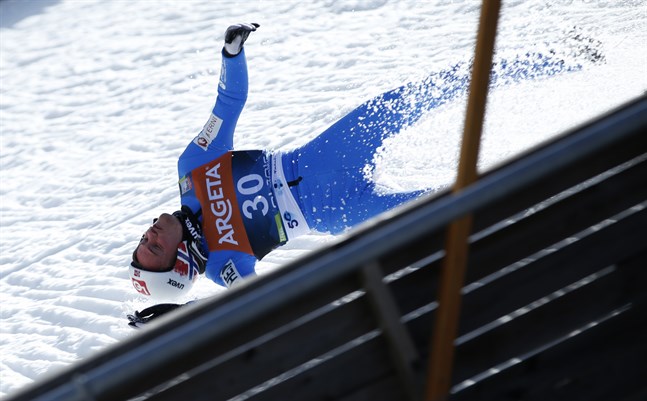 Norske backhopparen Daniel-André Tande kraschade otäckt i Planica, men mår nu bra enligt flera personer i det norska hopplandslaget.