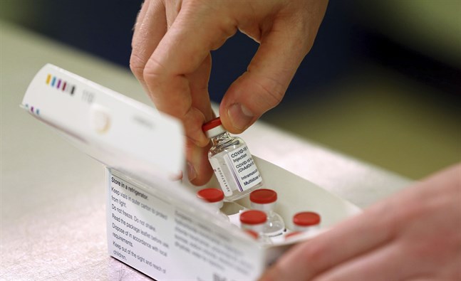 Över 30,5 miljoner britter har nu fått sin första dos vaccin mot covid-19. Arkivbild.