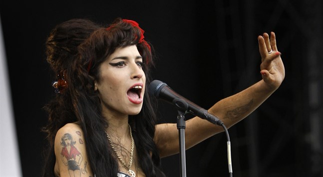 Amy Winehouses mamma gör en ny dokumentär om dotterns liv. Arkivbild.