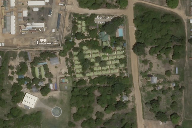En satellitbild av hotellanläggningen Amarula Palma, där flera gäster blev strandade när staden Palma i Moçambique attackerades av extremister. Hotellgästerna evakuerades senare, men några av dem dödades i ett bakhåll.