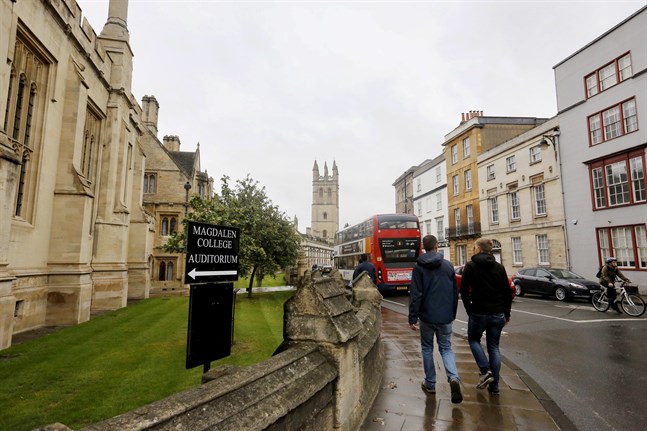 Oxford-universitetet pausar det vaccin lärosätet varit med om att få fram. Arkivbild.