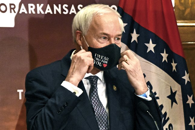 Arkansas guvernör Asa Hutchinson lade sitt veto mot lagstiftningen, men delstatsparlamentet körde över hans beslut. Arkivbild.