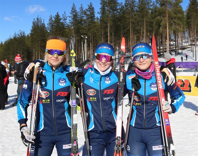 Silvertrion i Norrvalla Ski Team: Wilma Hjerpe, Olivia Kumara och Signe Jakobsson.