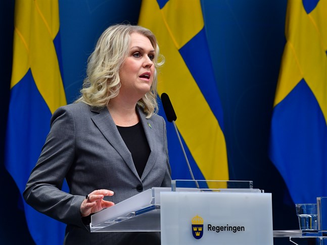 Socialminister Lena Hallengren. Arkivbild.