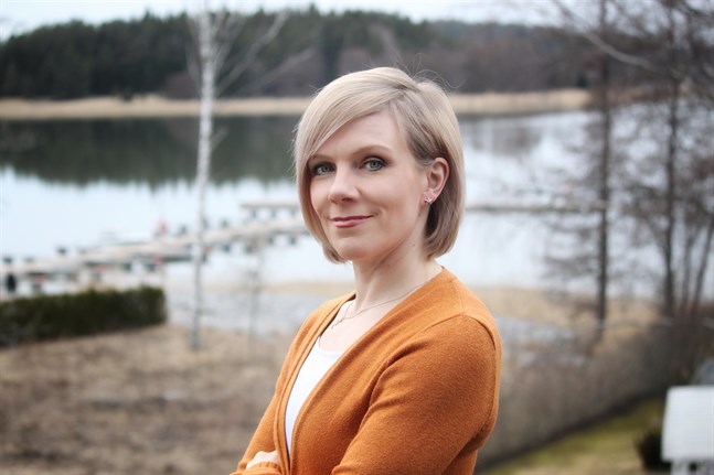 Linda Mannila får pris för sin insats som folkbildare när det gäller det digitala samhället.