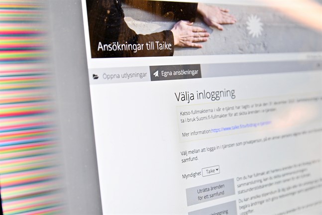 Under coronan har Centret för konstfrämjande redan delat ut extra stöd till konstnärer och företagare i kulturbranschen fyra gånger. Den nu föreslagna potten på 65 miljoner euro är dock dubbelt så stor som de tidigare utdelningarna totalt.