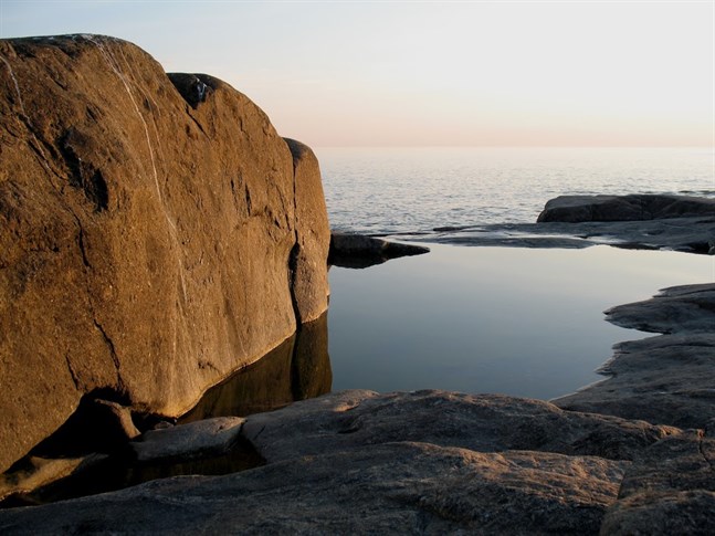 Skärgården och havet är ett omistligt landskap som vi både kan och bör skydda undan människans storskaliga exploatering.