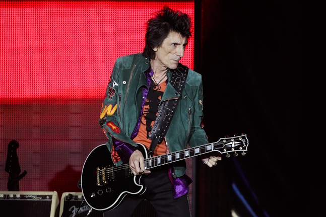 Ronnie Wood, gitarrist i bandet Rolling Stones är friskförklarad från sin cancer – igen. Arkivbild.