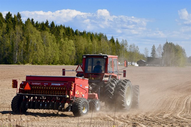Bönderna blir de stora förlorarna vad gäller ekonomiska satsningar under de kommande åren, anser SLC.