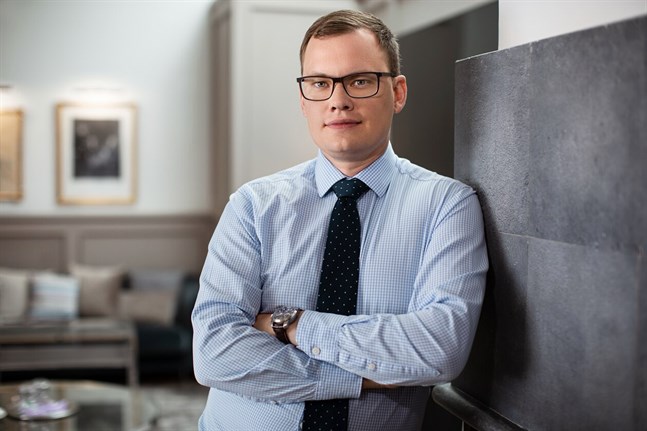 Aktias chefsekonom Lasse Corin tycker att regeringens beslut är i rätt riktning, men hade hoppats på modigare reformer.