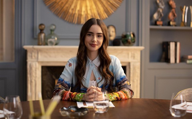 "Emily in Paris" var den mest sedda komediserien under 2020 på Netflix.