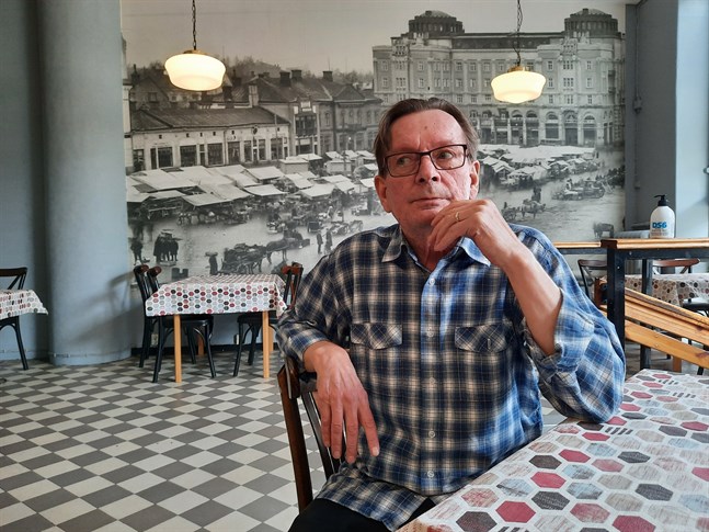 Harry Wolff på Två kupoler i Hartmanshuset.